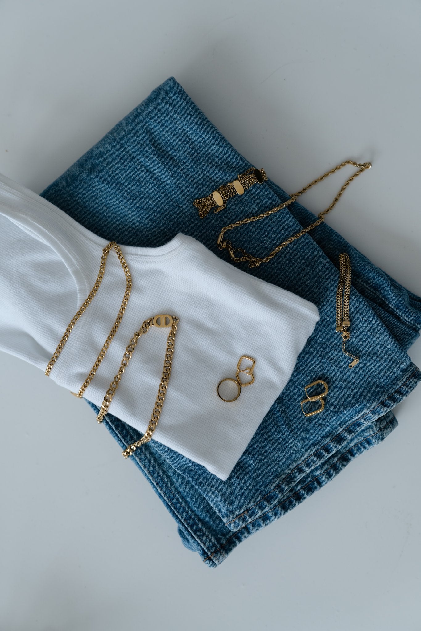 Chunky Square Hoop Huggies